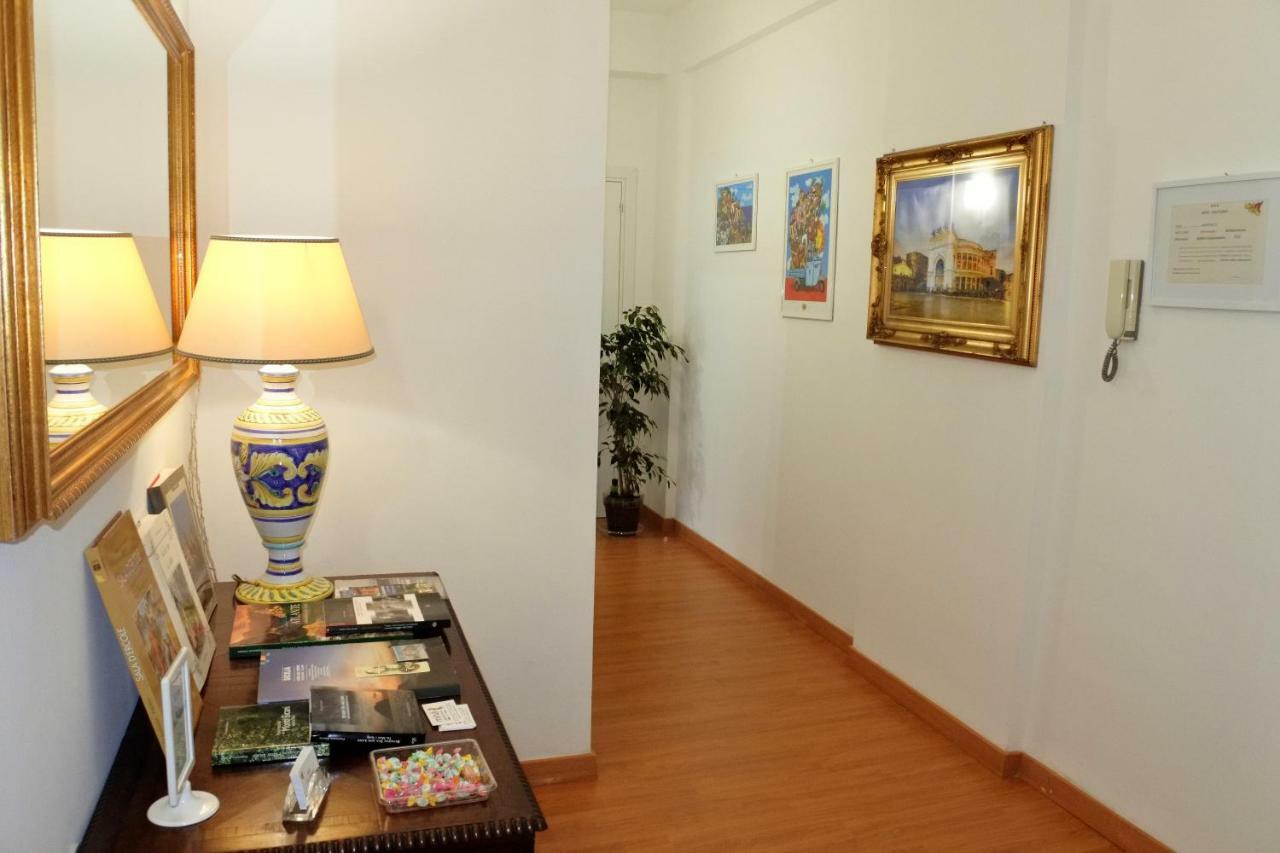 B&B Noto Politeama Palermo Luaran gambar