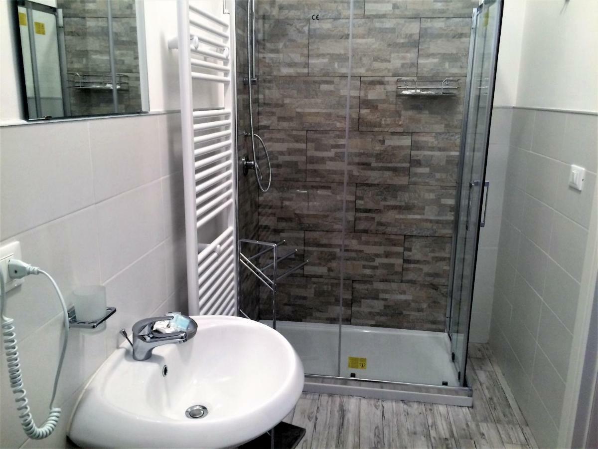 B&B Noto Politeama Palermo Luaran gambar
